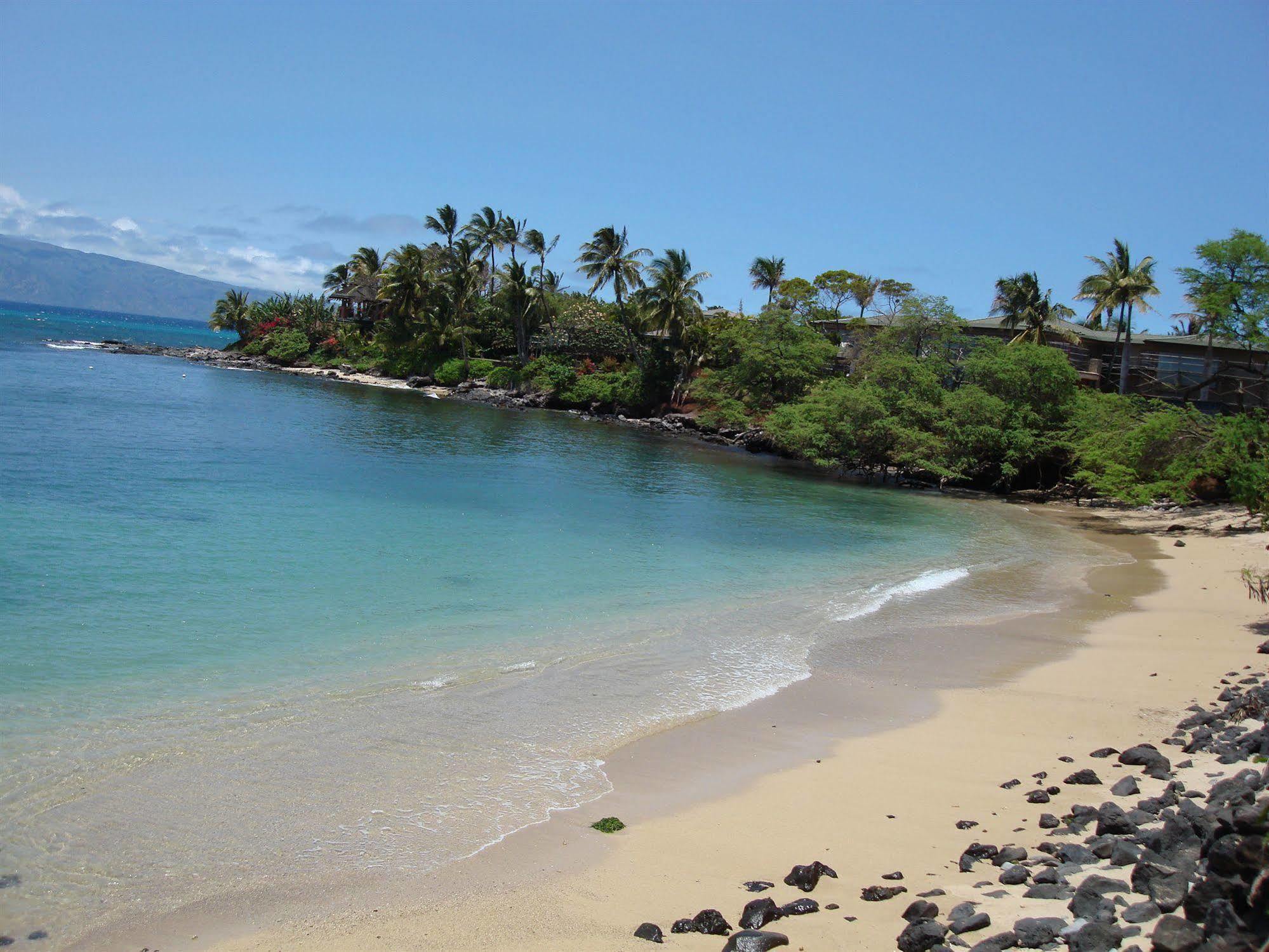 Maui Beach House B & B Kahana ภายนอก รูปภาพ