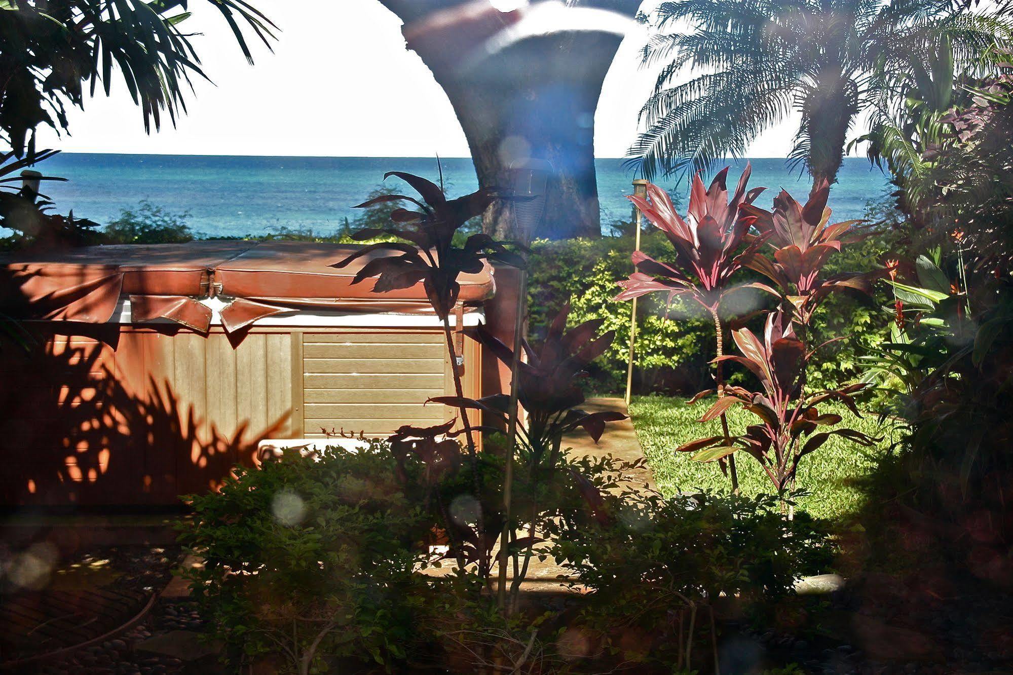 Maui Beach House B & B Kahana ภายนอก รูปภาพ